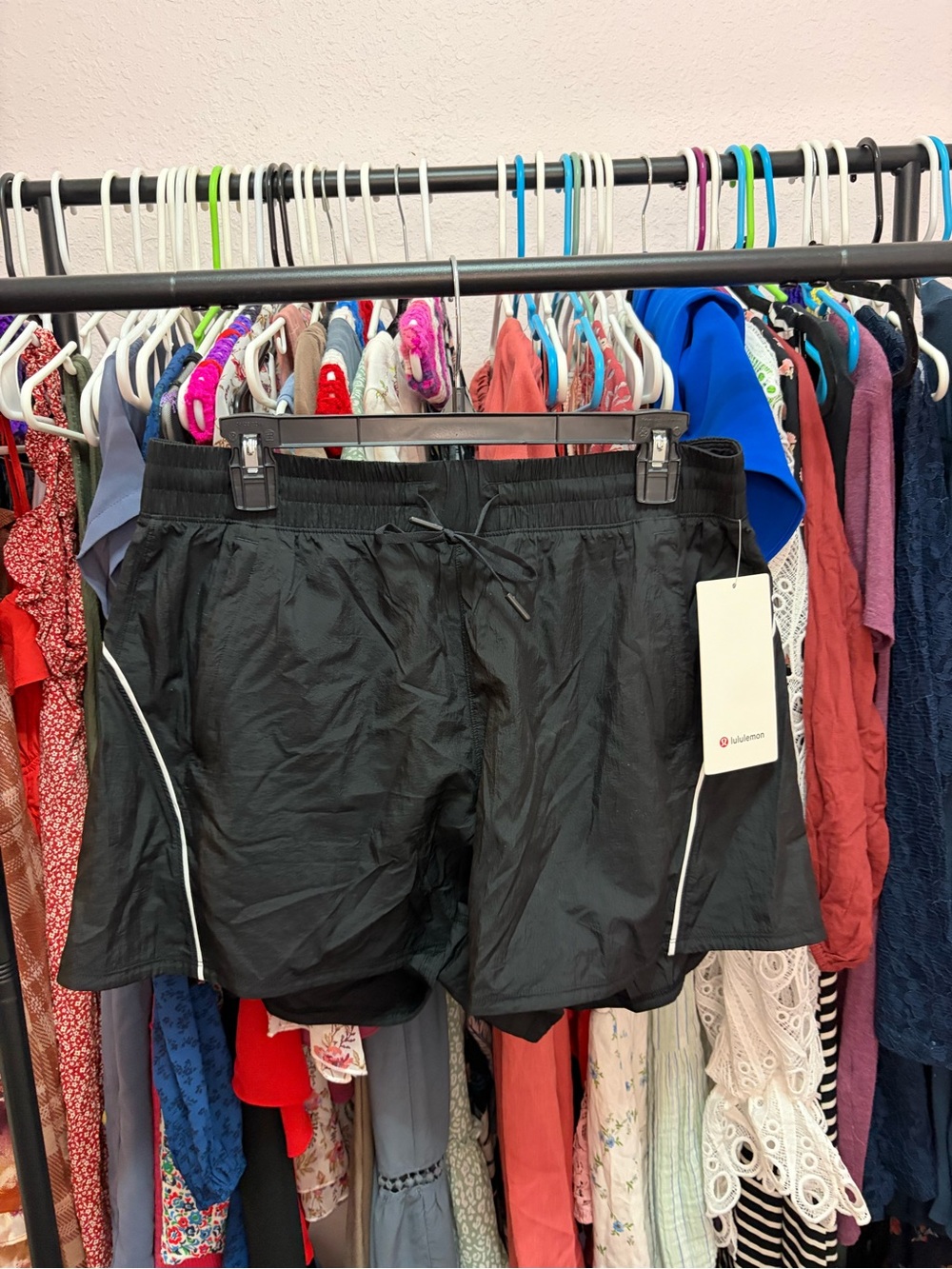 lululemon license to train HR Light Weight 4” Shorts